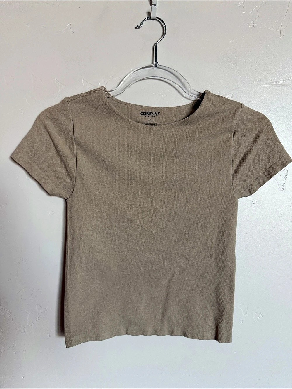 Contour by Pasusun Short Sleeve Ribbed Tee in Brown Size XS